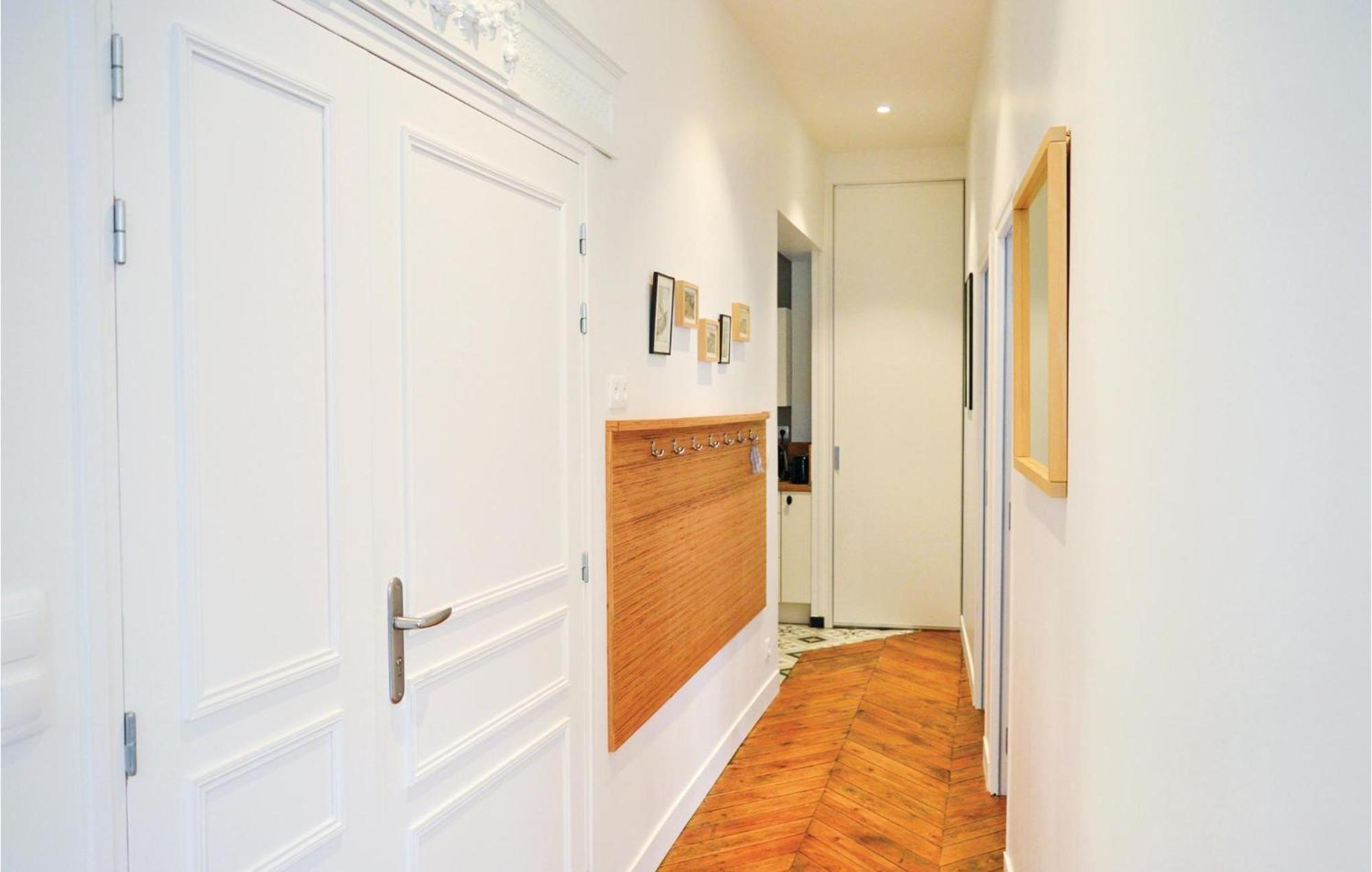 2 Bedroom Awesome Apartment In 메르레뱅 외부 사진