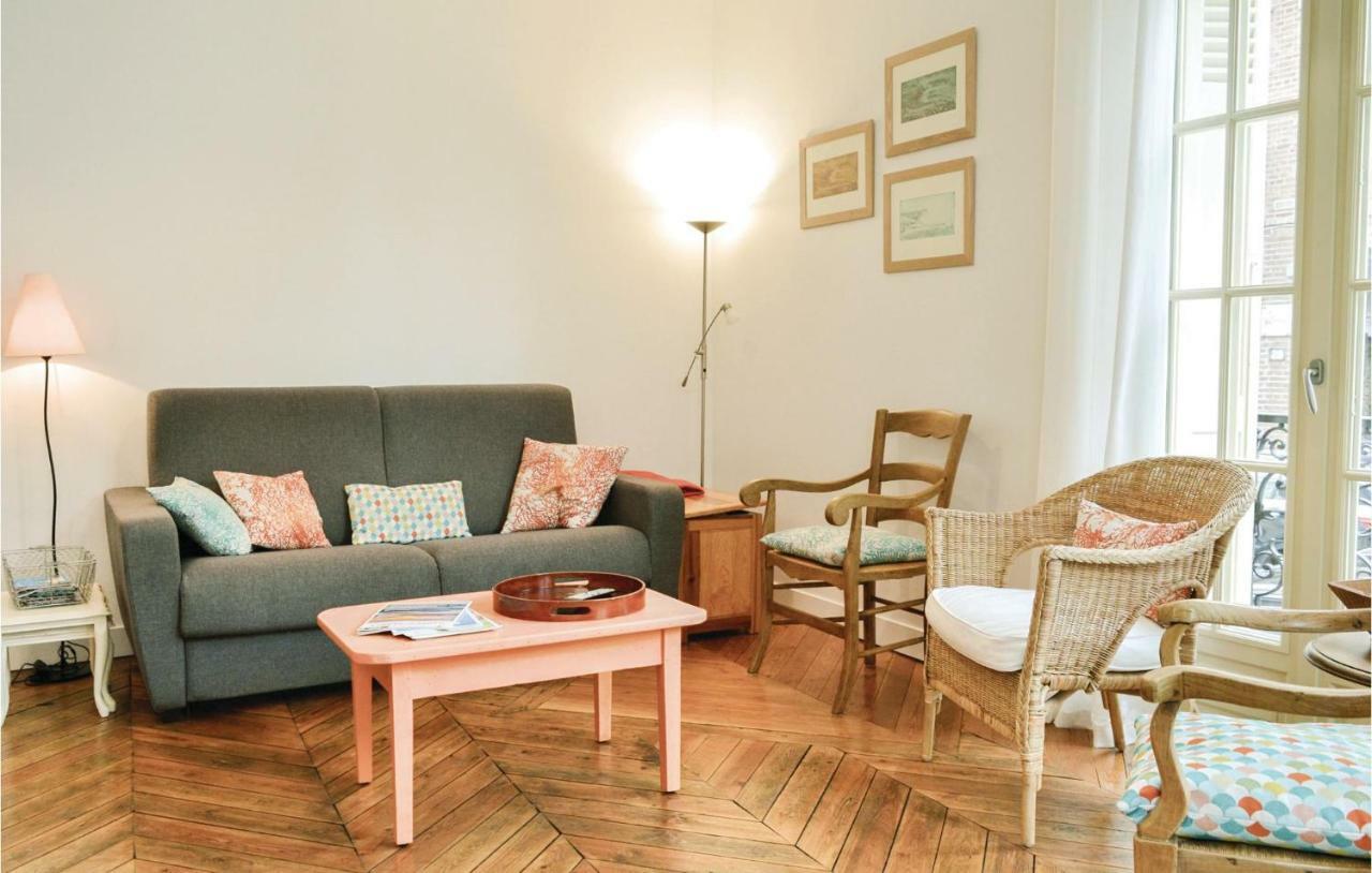 2 Bedroom Awesome Apartment In 메르레뱅 외부 사진